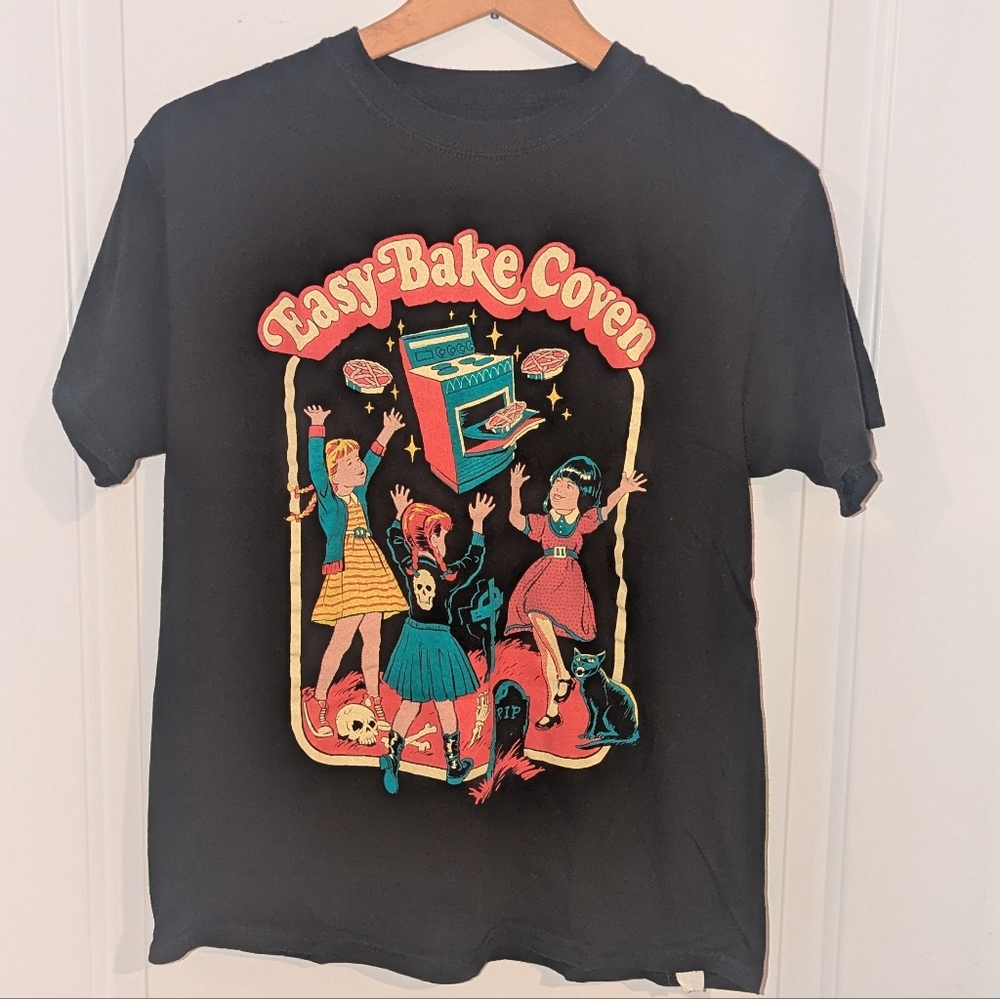 ⭐3 for $20⭐ Black Graphic T-Shirt with Easy-Bake Coven Design